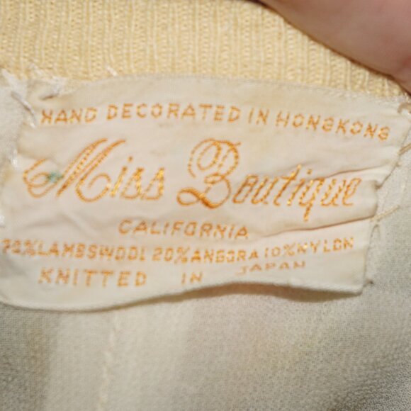 Vintage 40s Lambswool Angora Hand Beaded Cardigan Sweater - Picture 8 of 9